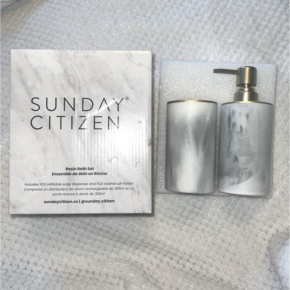 Sunday Citizen Resin Bath Set!